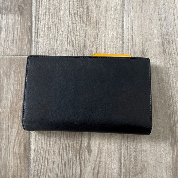 [Henri Bendel] Single Snap Large Wallet - Picture 4 of 4
